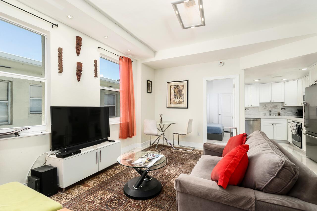 Two Bedroom Two Bath Apartment 2 Block To Beach Miami Beach Exteriér fotografie